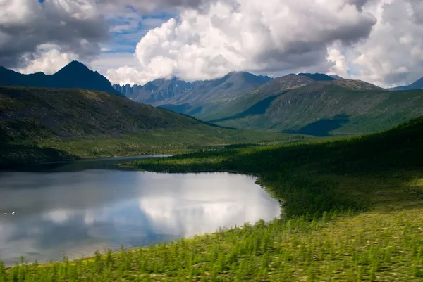 Montanhas Kolyma — Fotografia de Stock