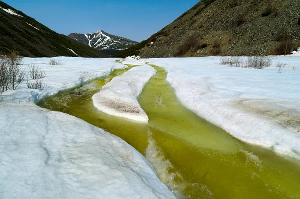 The valley colored streams — Stock Photo, Image