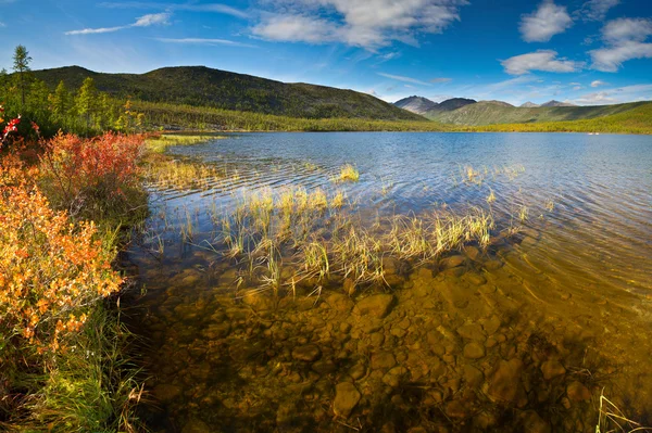 Podzimní jezero — Stock fotografie