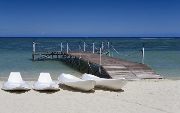 Пляж на роскошном курорте Маврикий — стоковое фото