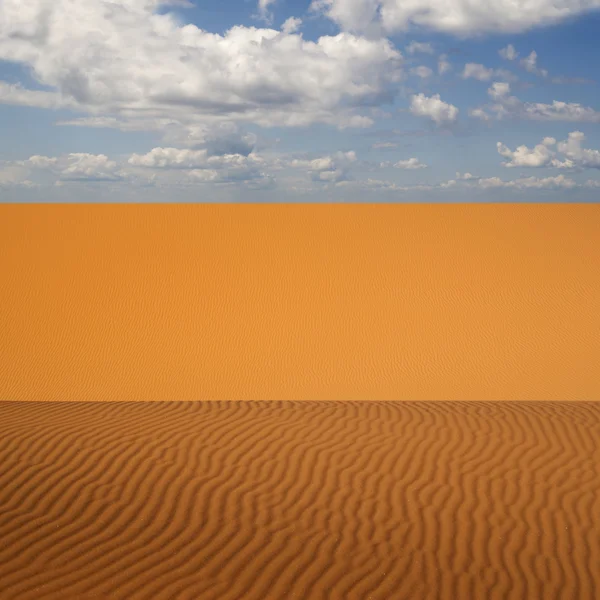 Líbiai-sivatagban. Sűrű arany por, a dűnék és a gyönyörű homokos — Stock Fotó