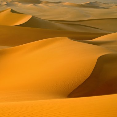 kum tepeleri Sahra Çölünde, libya