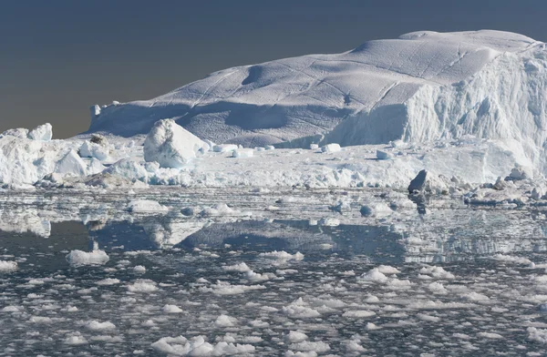 Glaciares e icebergs de Groenlandia — Foto de Stock