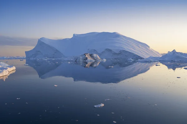 Glaciers and icebergs of Greenland — Stock Photo, Image