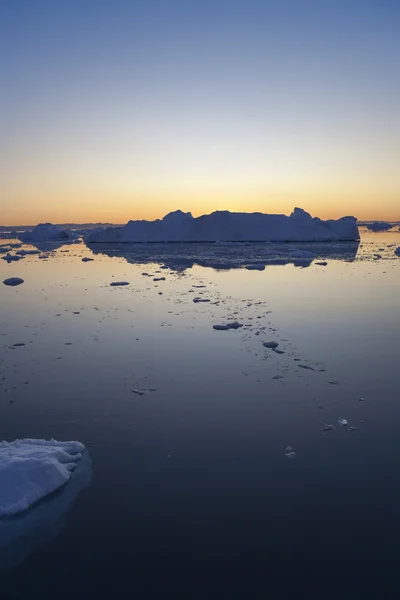 Glaciers and icebergs of Greenland — Stock Photo, Image