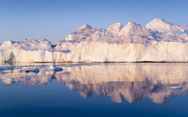 Glaciares e icebergs de Groenlandia —  Fotos de Stock