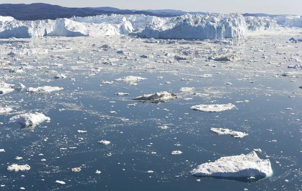 Glaciärer och isberg i Grönland — Stockfoto