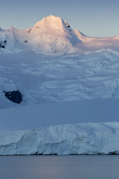 冰川和冰山的南极半岛 — 图库照片