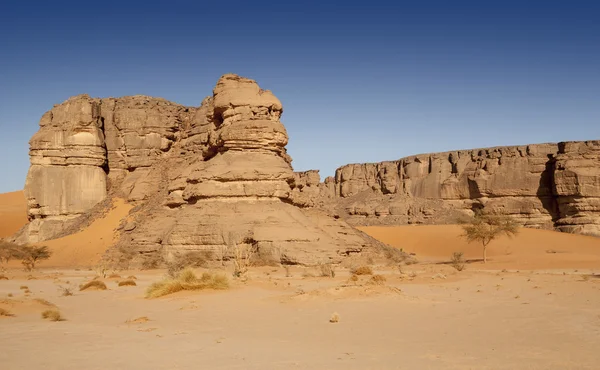 Eltávolított sziklák Líbiában a Szahara sivatag, — Stock Fotó