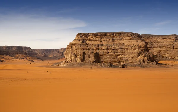 Rochas removidas no deserto do Saara, Líbia — Fotografia de Stock