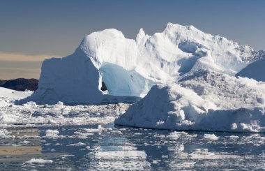 Mavi icebergs Grönland