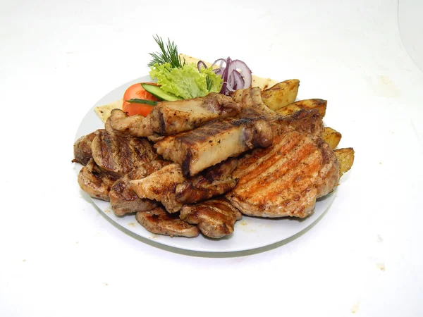 Patatesli, sebzeli, pirzola, biftek.