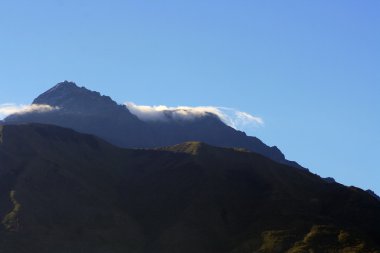 bulutlar dağ cotacachi üzerinde