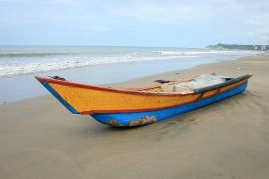 mavi ve sarı balıkçı teknesi yay