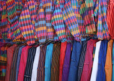 renkli ceket ve pantolon otavalo Market