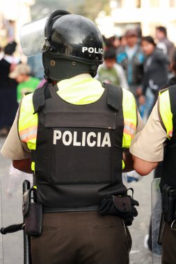 Polis memurları