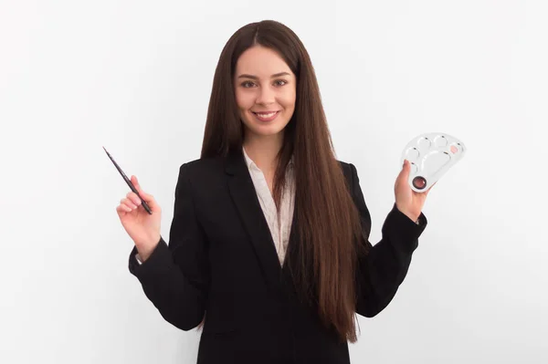 Chica Con Maquillaje Con Pelo Largo Oscuro Traje Negocios Sosteniendo —  Fotos de Stock