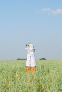 Egzersiz yapan genç kadın