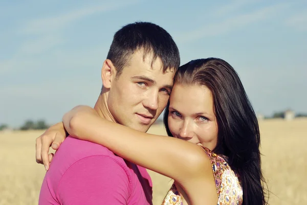 Happy young couple — Stock Photo, Image