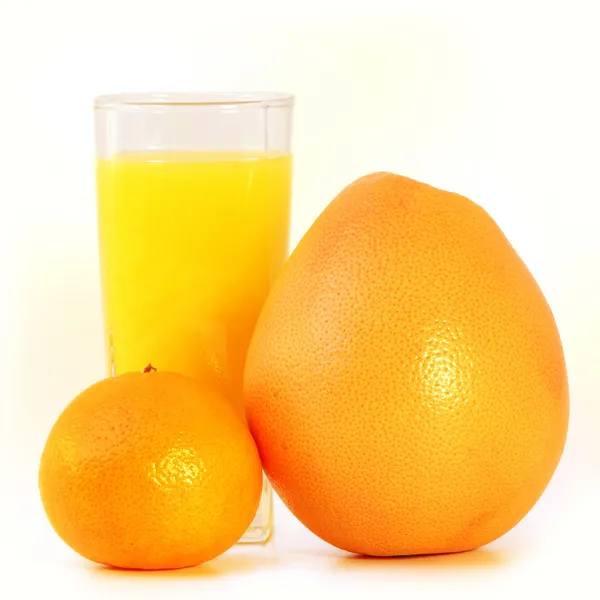 Окуляри апельсинового соку з апельсином та грейпфрутом — стокове фото