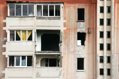 bombalanan bina kalıntıları