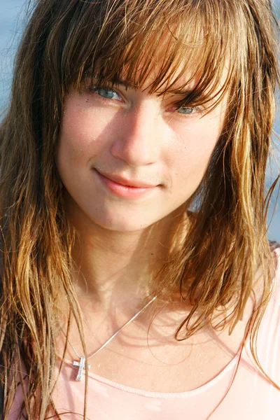 Close up portrait of beautiful girl — Stock Photo, Image