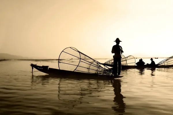 Pescadores na água — Fotografia de Stock