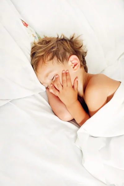 Retrato del niño dormido —  Fotos de Stock