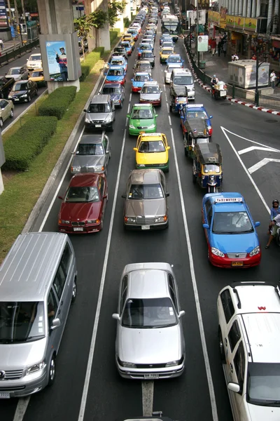 Tung trafikk – stockfoto