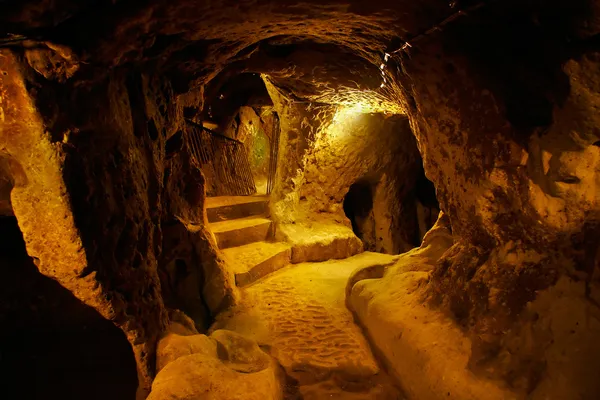 Cave City, Деринкую, Турция Стоковое Фото