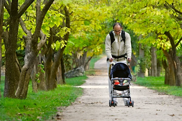 Father with son in park — Stock Photo, Image