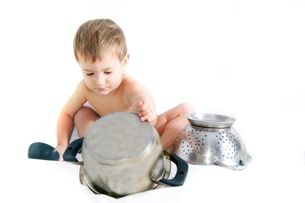 Matlagning småbarn över vita — Stockfoto