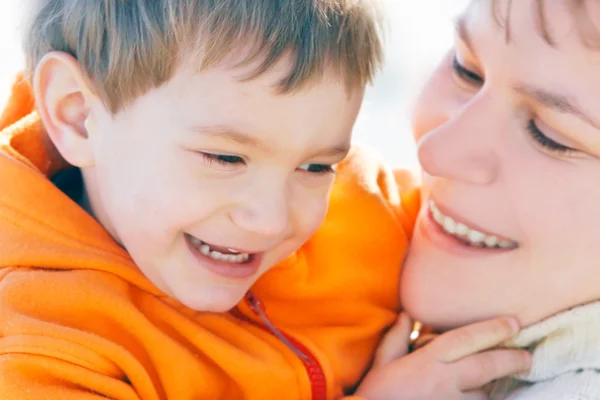 Anne ve oğul portre