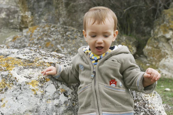 Baby boy outdoor portrait — Stock Photo, Image