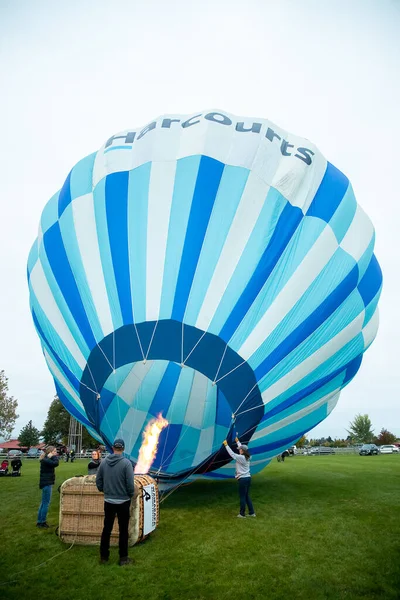 Masternon New Zealand April 2022 People Attending Hot Air Balloon — Stockfoto