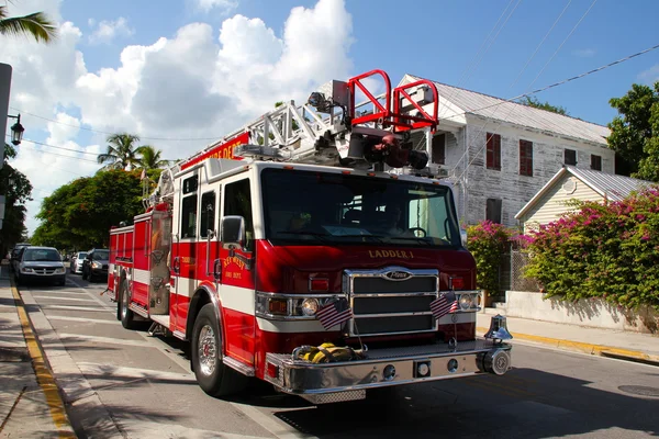 Camião de bombeiros de Key West a conduzir de volta à Brigada Central — Fotografia de Stock