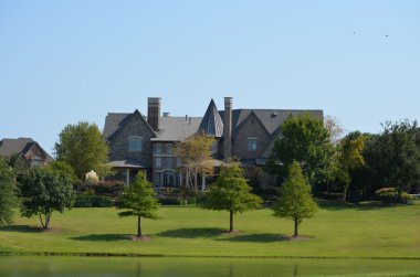 manikürlü geri çim