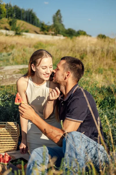 Presupuesto Friendly Destinos Europeos Baratos Luna Miel Recién Casados Feliz —  Fotos de Stock