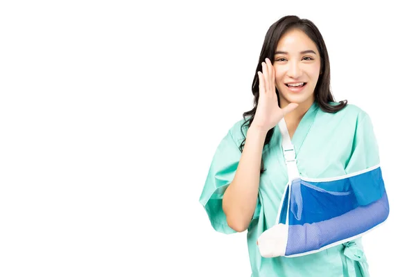 Injured Asian Woman Put Soft Splint Due Broken Arm Isolated — Foto Stock