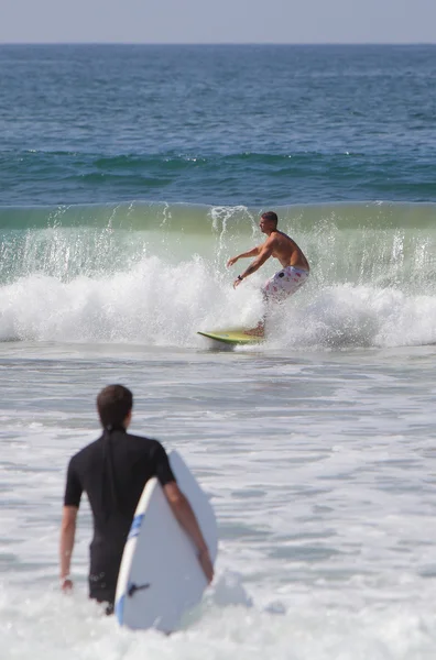 Surfistas em Manhattan Beach, CA - retrato — Fotografia de Stock