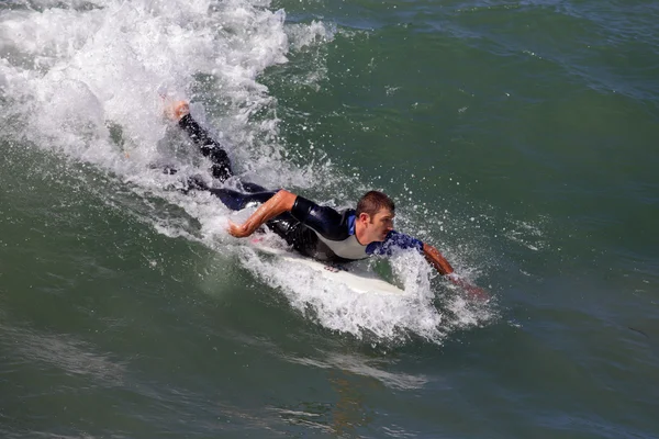 Surfing i surferzy — Zdjęcie stockowe