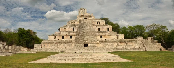 玛雅金字塔 edzna。尤卡坦、 坎佩切州, — 图库照片