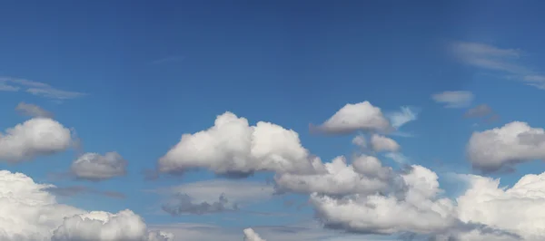 Cloudy Skies — Stock Photo, Image