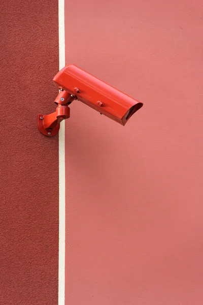 Rote Überwachungskamera — Stockfoto