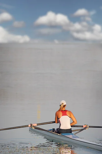 Remo femenino — Foto de Stock