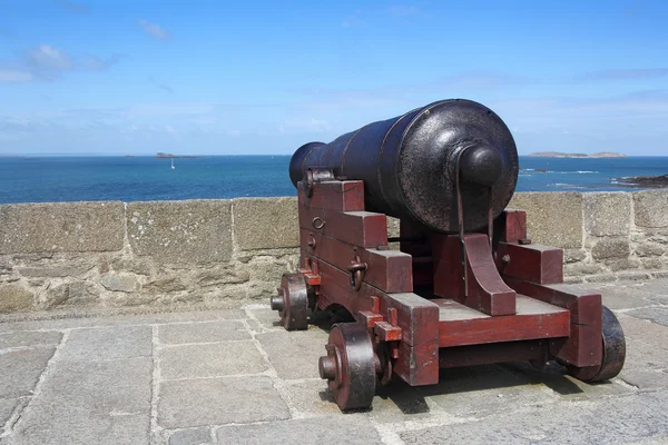 Medieval cannon — Stock Photo, Image