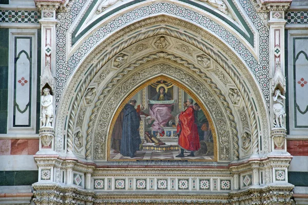 Detalle de la catedral en florence1 — ストック写真