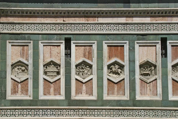 Detail der Kathedrale in Florenz — Stockfoto