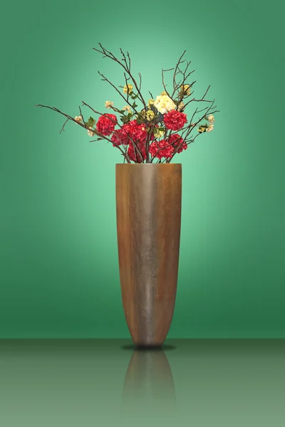 Büyük bir Vazoda Çiçekler — Stok fotoğraf