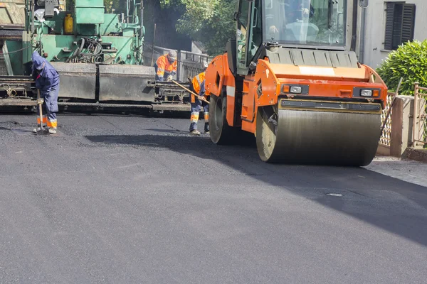 Asphalting road — Stock Photo, Image